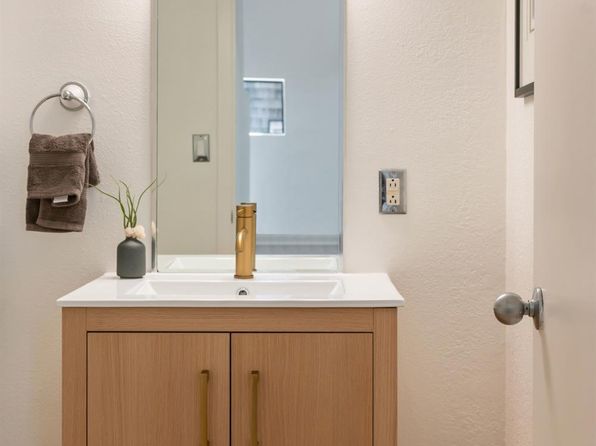 431 Fulton St, listing photo 32
