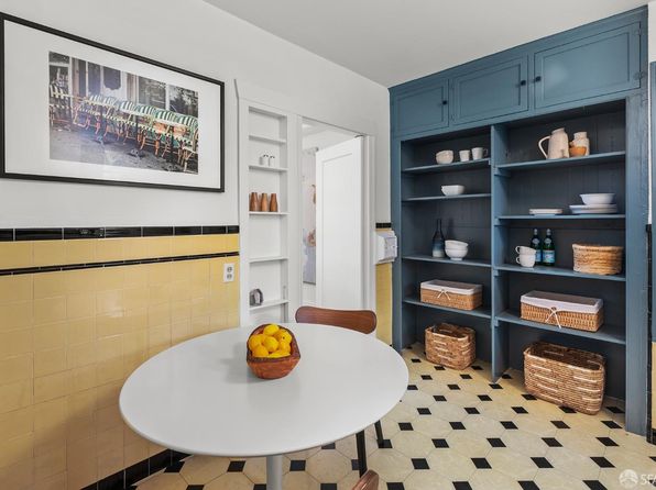 542 Head St, listing photo 12
