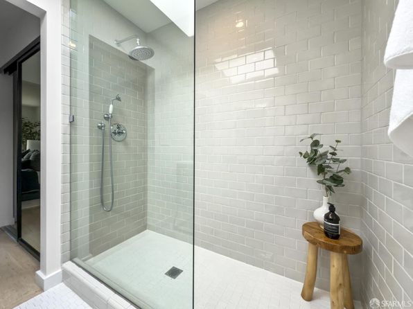 136 Bradford St, listing photo 13