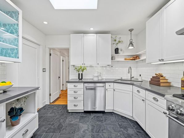 2270 30th Ave, listing photo 12