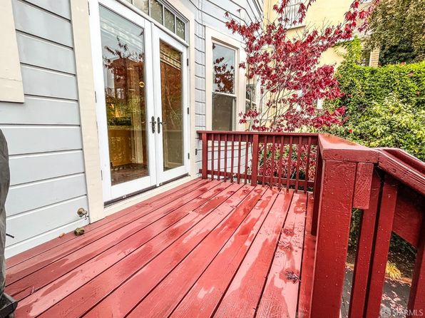 2010 Lyon St, listing photo 10