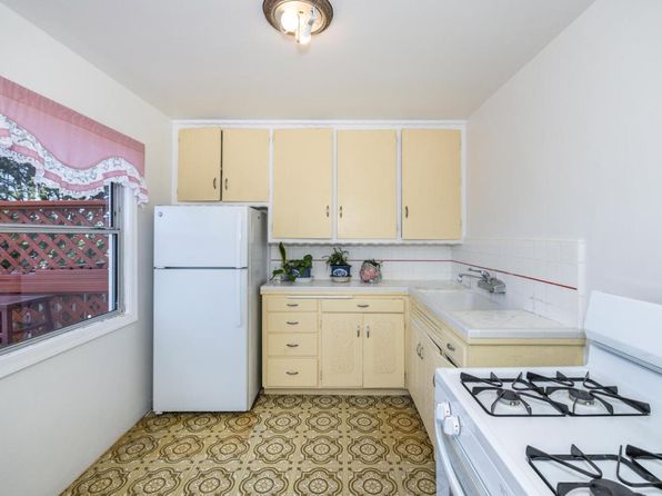 761 Rolph St, listing photo 7