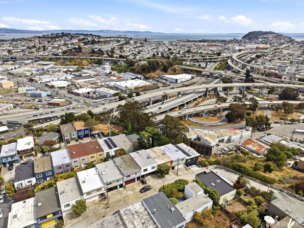 75 Bronte St, listing photo 58