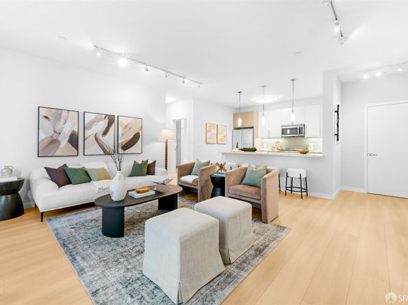 238 Olive St APT 302, listing photo 4