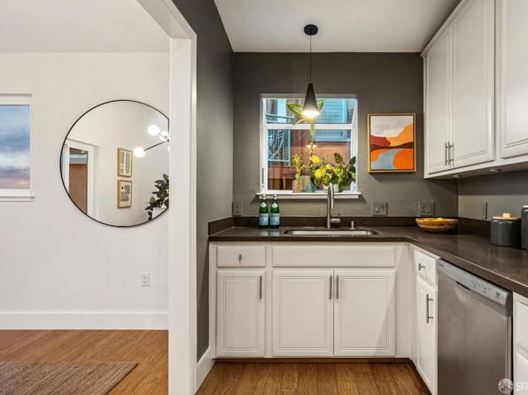 3620 Market St APT 5, listing photo 12