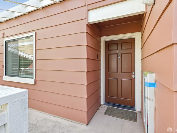 810 Red Leaf Ct, listing photo 3