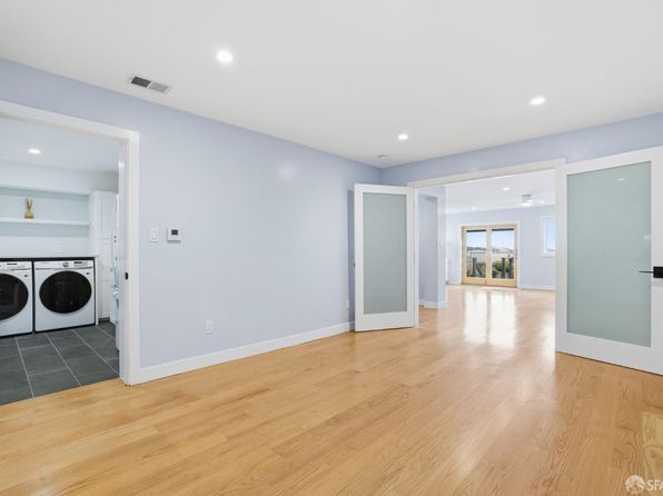 76 Getz St, listing photo 6