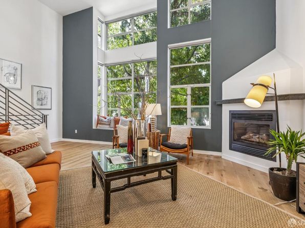281 Clara St Unit 1, listing photo 4