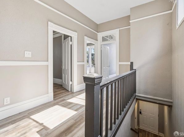 1789 McKinnon Ave, listing photo 6