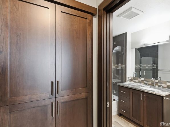 88 King St Unit 907, listing photo 28
