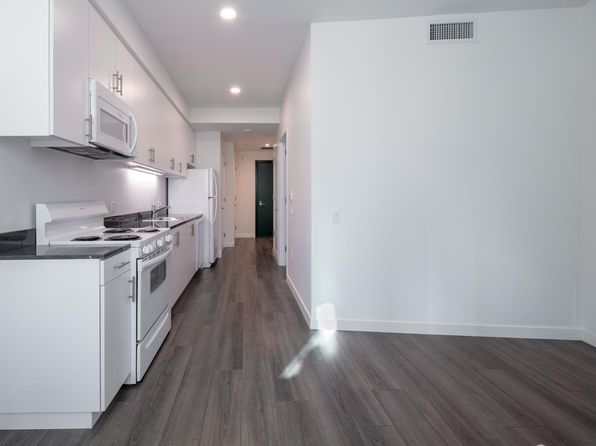 285 Main St #408, listing photo 8