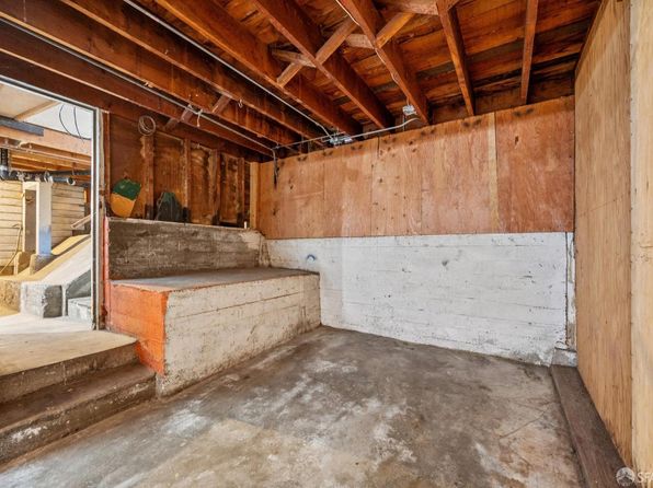 80 Bronte St, listing photo 65