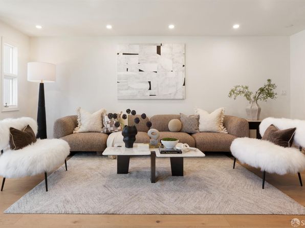 555 6th Ave #A, listing photo 3