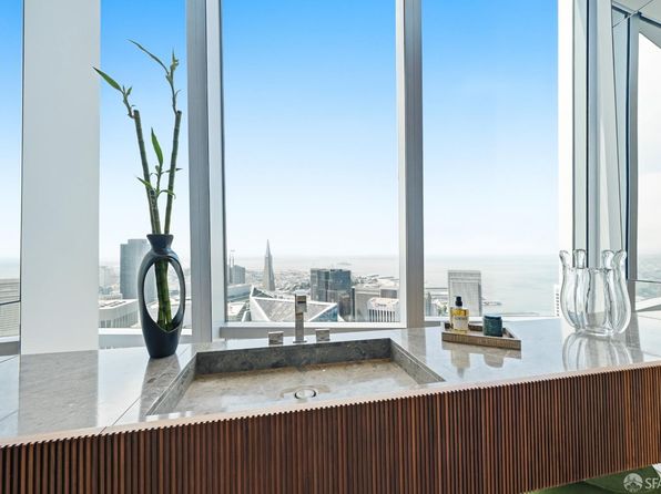181 Fremont St #Penthouse 70, listing photo 50