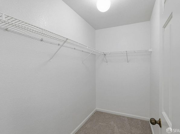 59 Kiska Road, listing photo 31