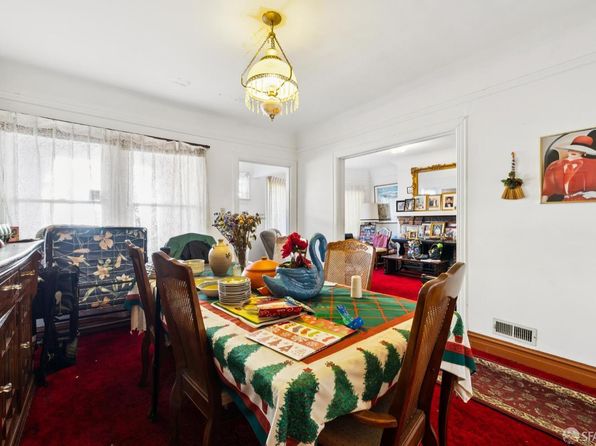 259 Hearst Ave, listing photo 8