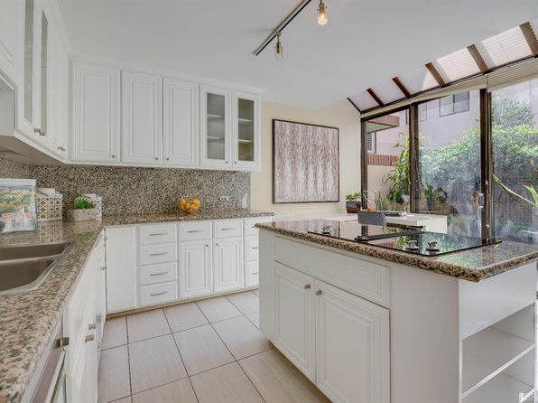 550 Davis St Unit 19, listing photo 9