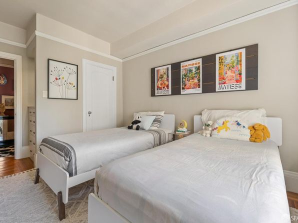 637 Powell St APT 302, listing photo 38