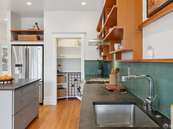 15 Heyman Ave, listing photo 10